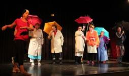Funérailles d'hiver en répétitions par la troupe du Théâtre du Jeudi
 